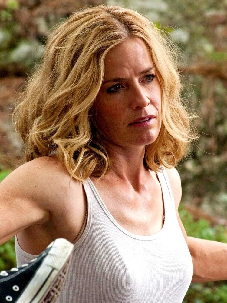 Elisabeth Shue 8.5 x 11 Candid Color Photograph Art Print Photo Picture Collectibles:Photographic Images:Photographs Style Your Walls